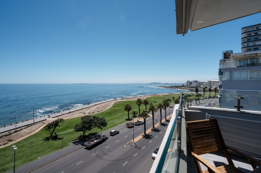 To Let 4 Bedroom Property for Rent in Sea Point Western Cape